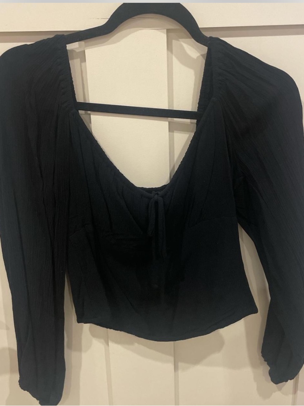Abercrombie & Fitch Black Long-Sleeve Tie-Front Blouse